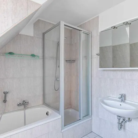 Apartament Haus Jenny C 5 *